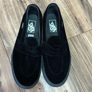 Velvet vans, loafer style size 8 men and 9.5 women.